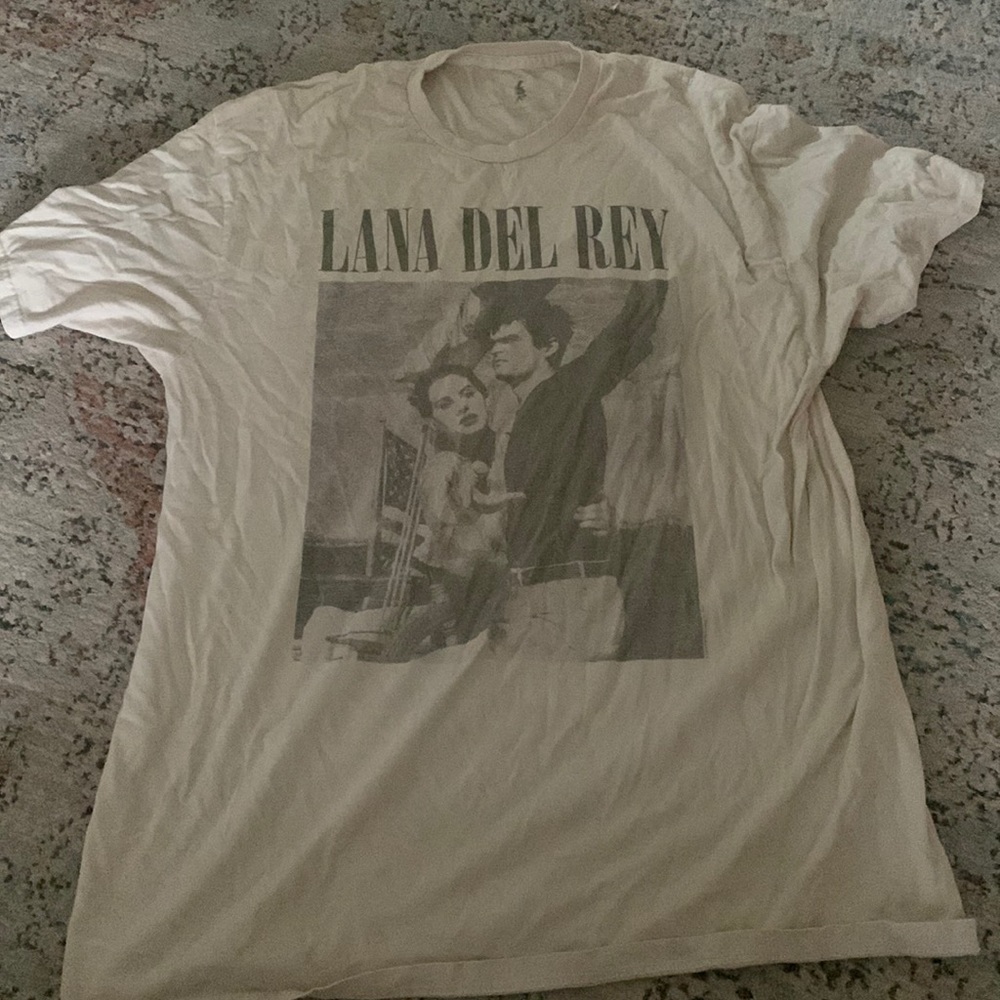 URBAN OUTFITTERS LANA DEL RAY T SHIRT